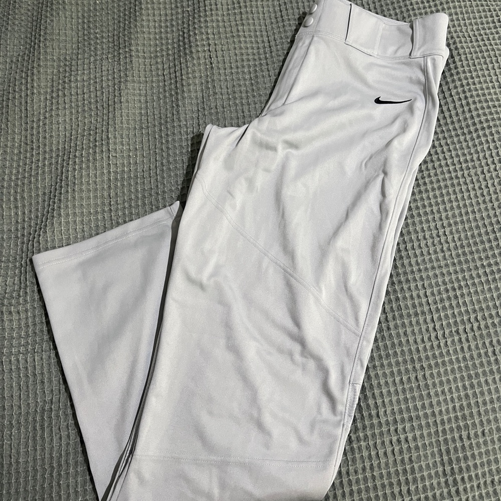 Nike Men's Light Gray Dress Pants